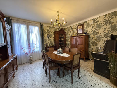 Maison de village - 140 m² - 7 pièces