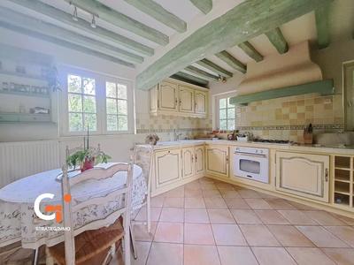 Maison - 361 m² - 10 pièces