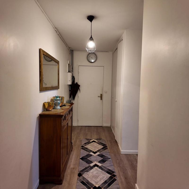 Appartement - 98 m² - 5 pièces