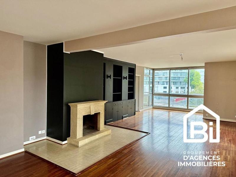 Appartement - 150 m² - 6 pièces