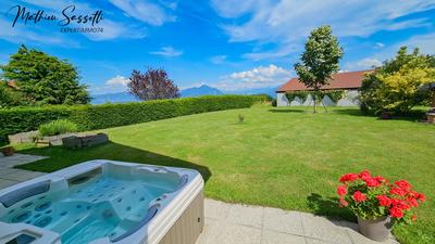 Maison contemporaine - 206 m² - 6 pièces