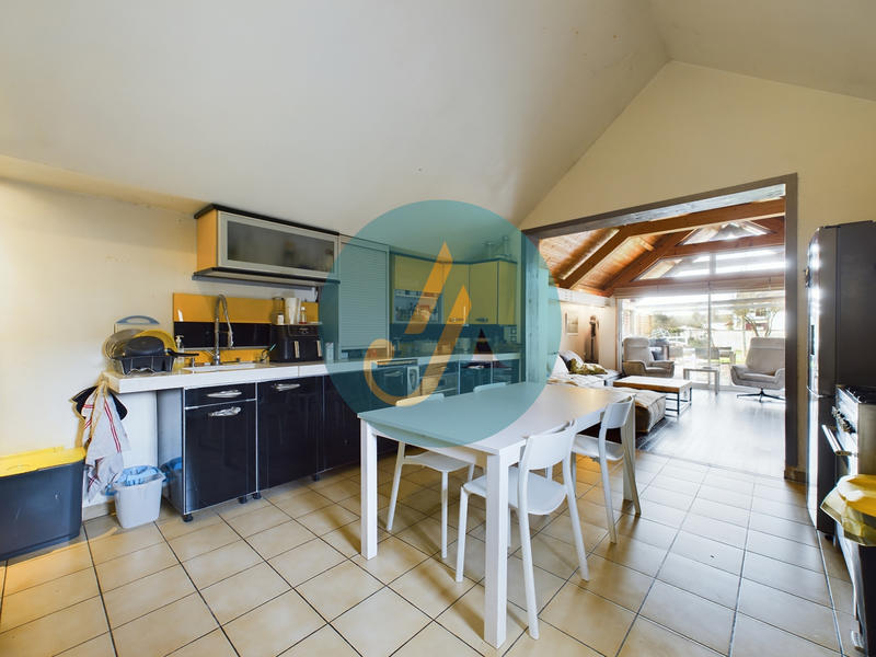 Maison - 145 m² - 5 pièces