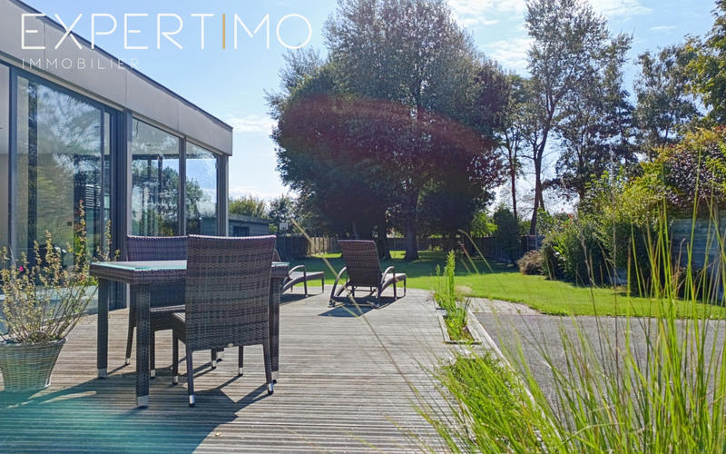 Maison - 234 m² - 6 pièces