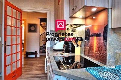 Appartement - 137 m² - 6 pièces