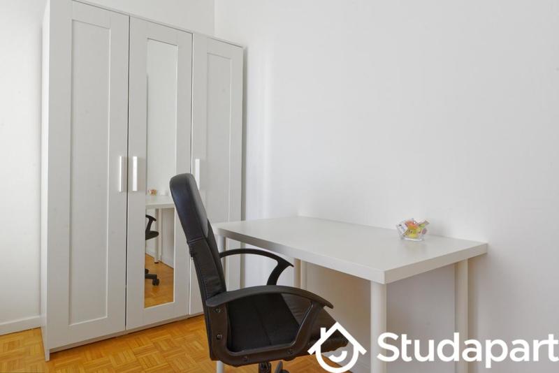 Chambre - 9 m² - 1 pièce