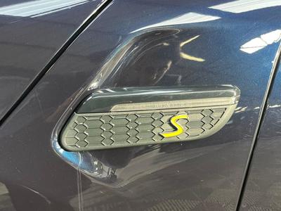 Mini 3 portes Hatch Electric F56 Bev Lci Cooper se 184 ch Edition Premium Plus