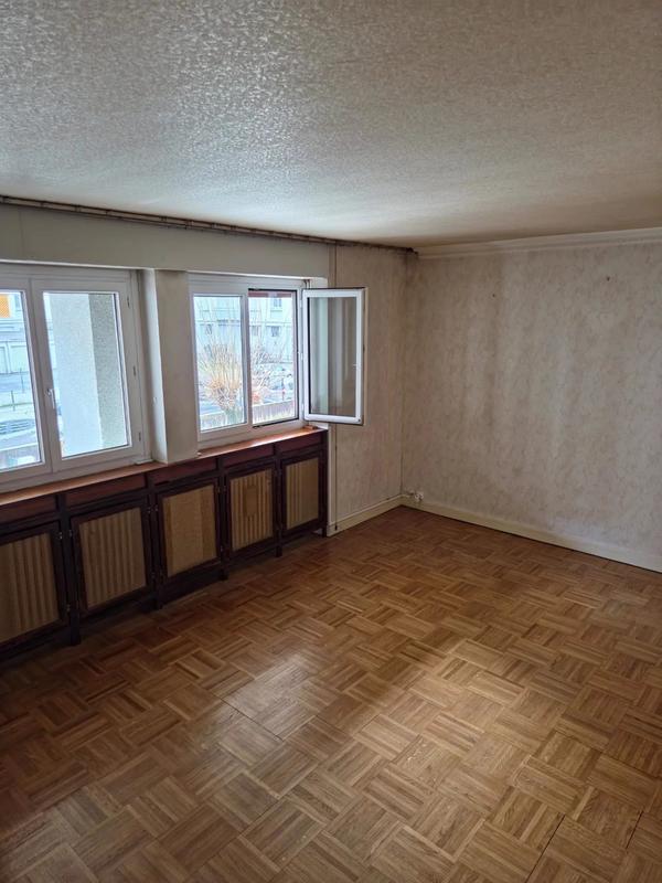 Appartement - 92 m² - 4 pièces