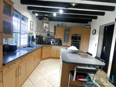 Maison - 140 m² - 4 pièces