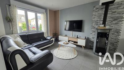 Maison - 93 m² - 5 pièces