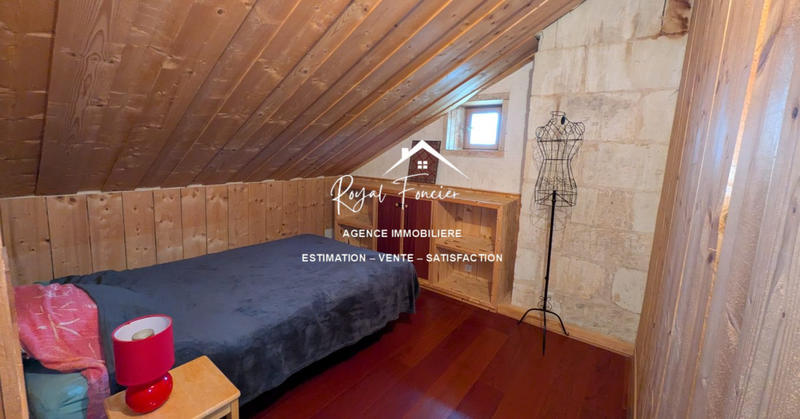 Maison ancienne - 100 m² - 5 pièces