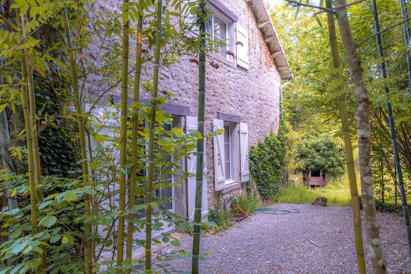 Maison - 340 m² - 15 pièces