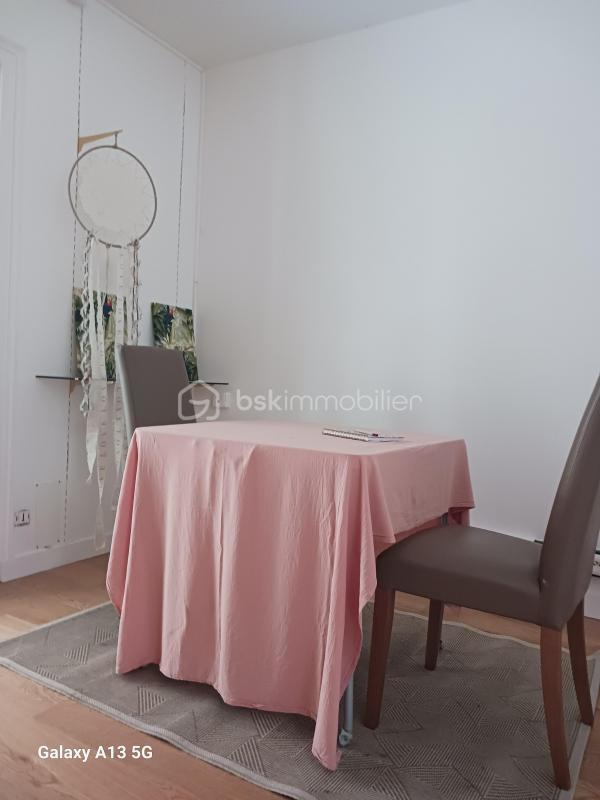 Demeure - 271 m² - 8 pièces