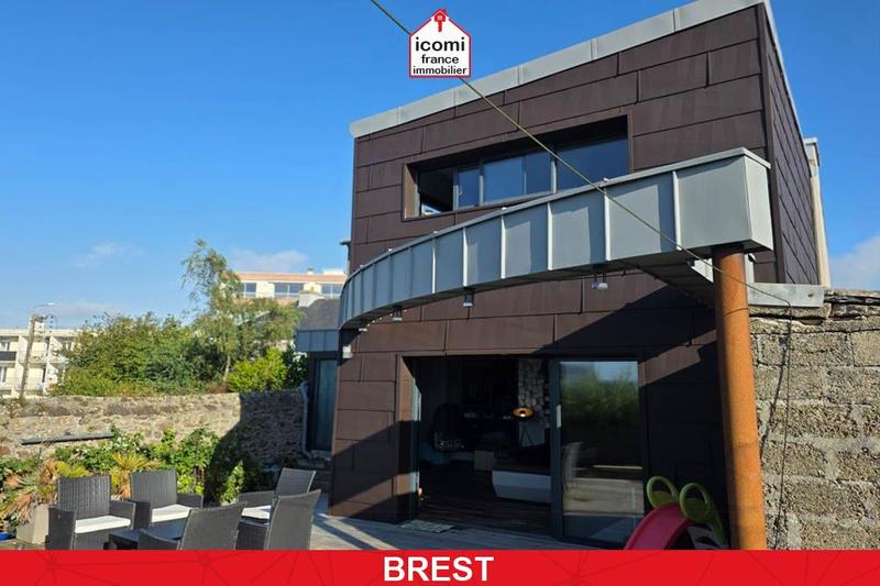 Maison - 160 m² - 6 pièces