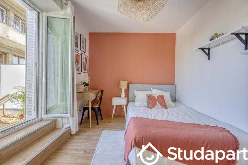 Chambre - 24 m² - 1 pièce