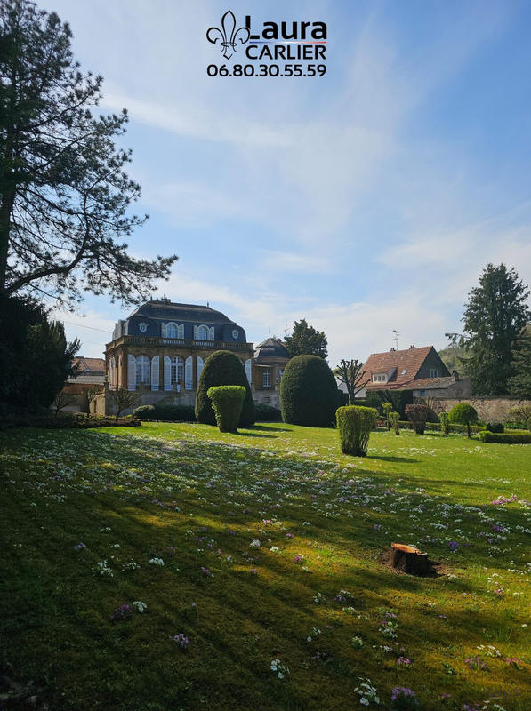 Château - 280 m² - 11 pièces
