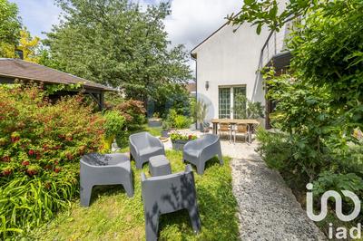 Maison - 170 m² - 6 pièces