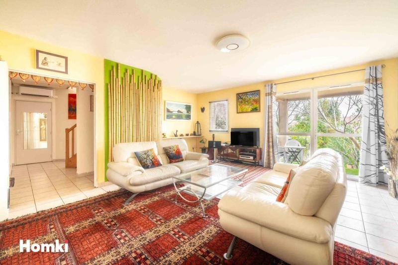 Maison - 96 m² - 4 pièces