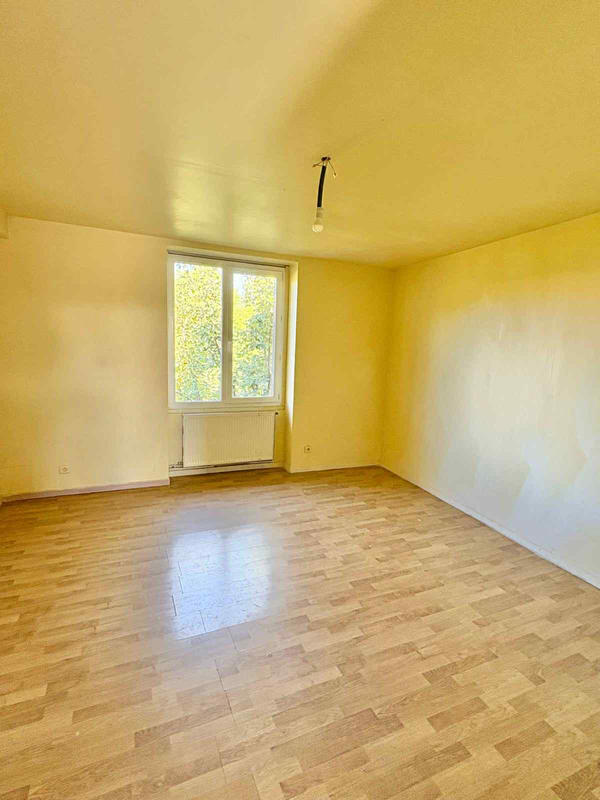 Maison - 136 m² - 5 pièces