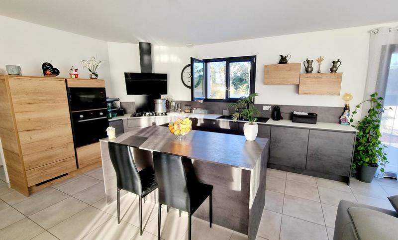 Maison - 136 m² - 5 pièces