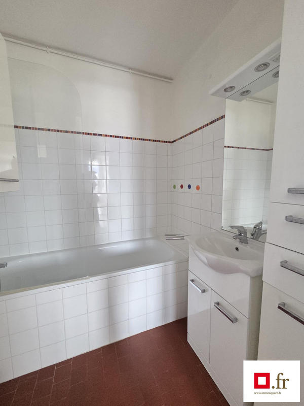 Appartement - 76 m² - 4 pièces