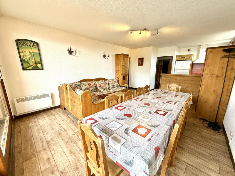 Appartement - 93 m² - 5 pièces