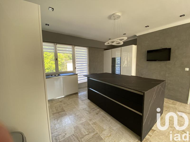 Appartement - 100 m² - 4 pièces