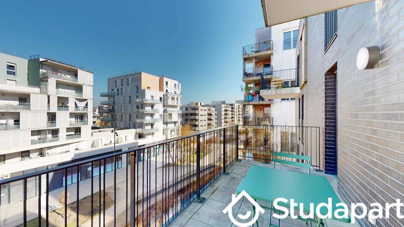 Chambre - 10 m² - 1 pièce