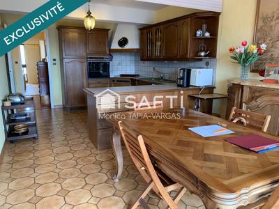 Appartement - 121 m² - 4 pièces