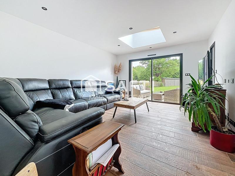 Maison - 145 m² - 6 pièces