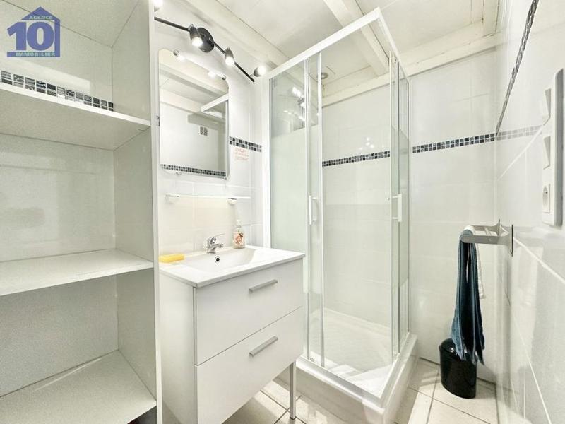 Pavillon - 30 m² - 3 pièces