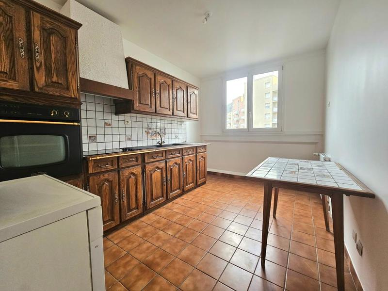 Appartement - 81 m² - 4 pièces