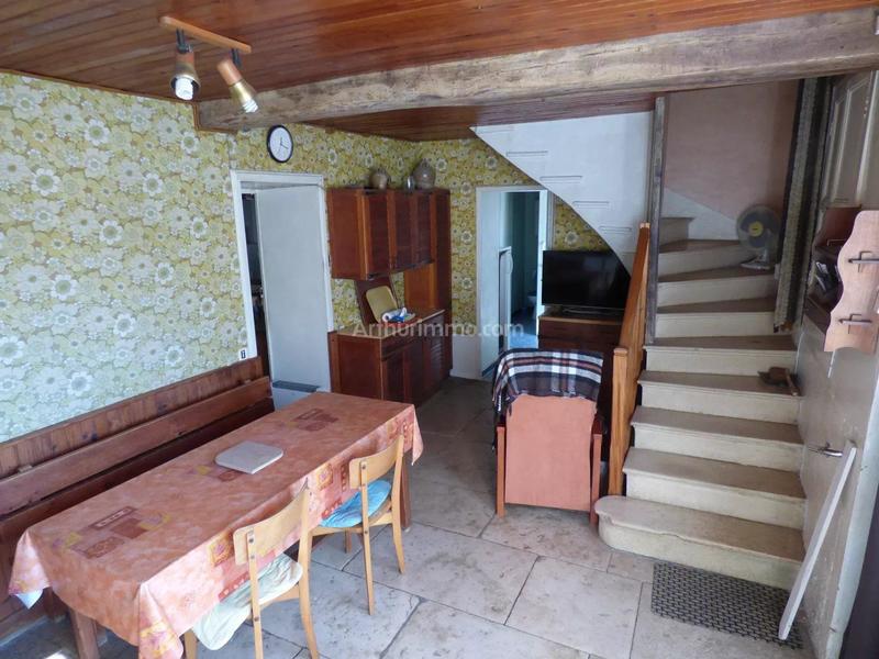 Maison - 90 m² - 5 pièces