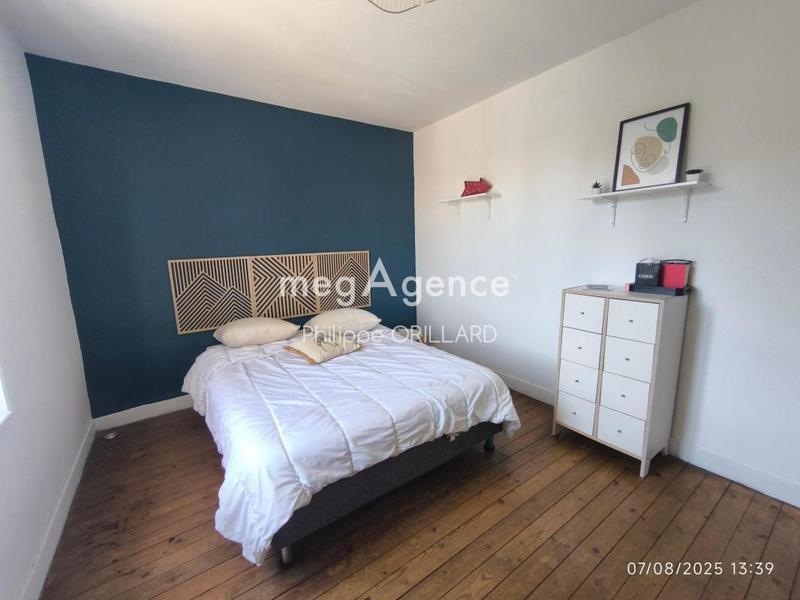 Maison - 180 m² - 7 pièces