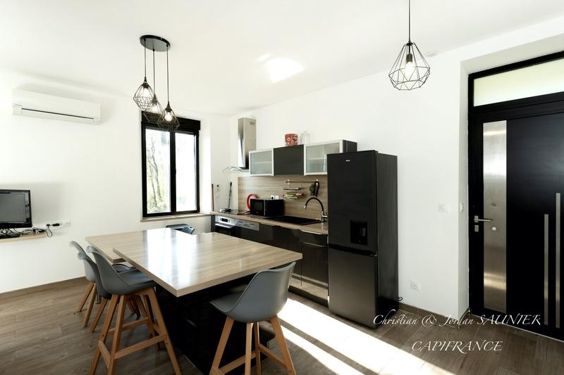 Propriété - 391 m² - 10 pièces