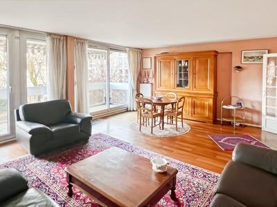 Appartement - 105 m² - 4 pièces