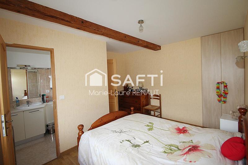 Maison - 270 m² - 9 pièces