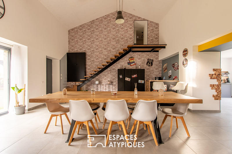 Maison - 318 m² - 7 pièces