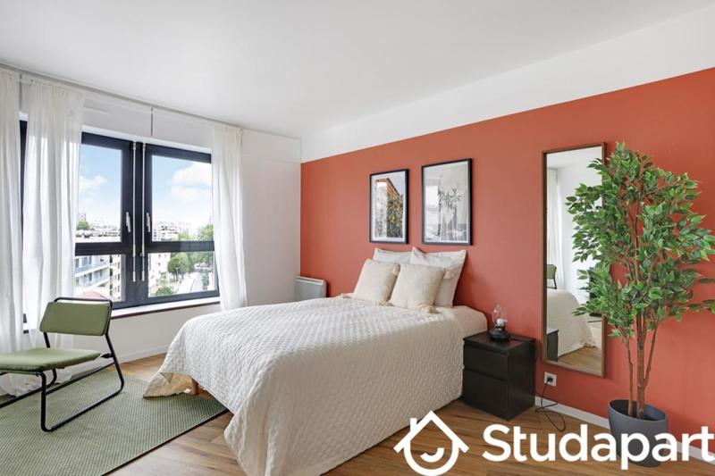 Chambre - 10 m² - 1 pièce