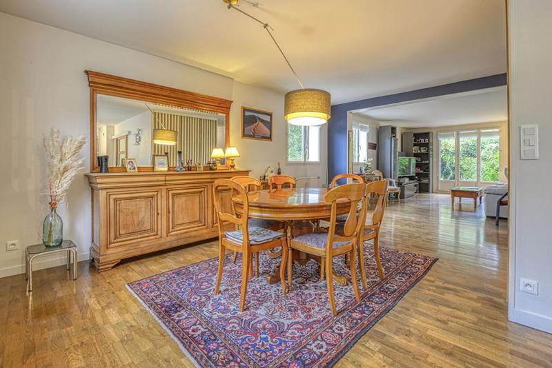 Appartement - 134 m² - 5 pièces