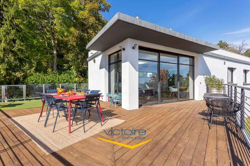 Maison - 183 m² - 5 pièces