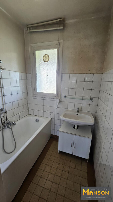 Maison - 92 m² - 5 pièces