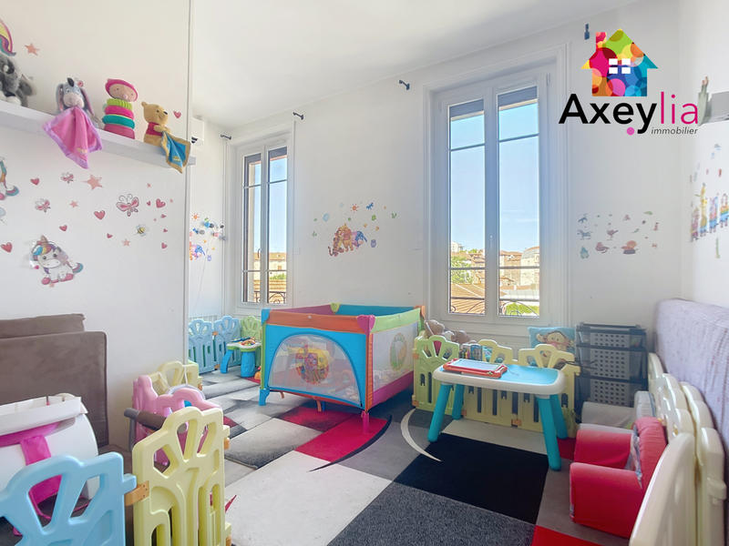 Appartement - 138 m² - 5 pièces