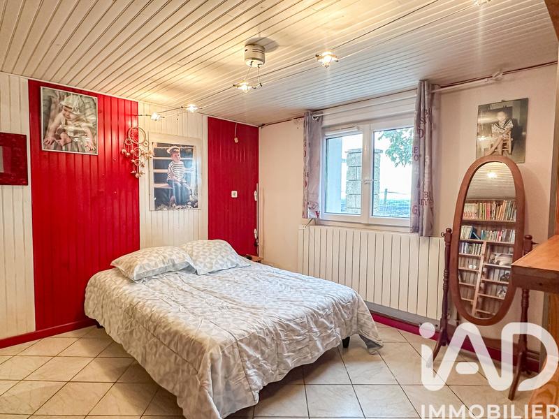 Maison - 220 m² - 9 pièces