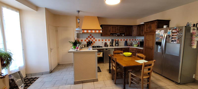 Maison - 295 m² - 10 pièces