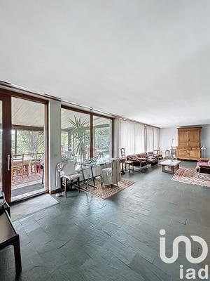 Maison - 135 m² - 6 pièces