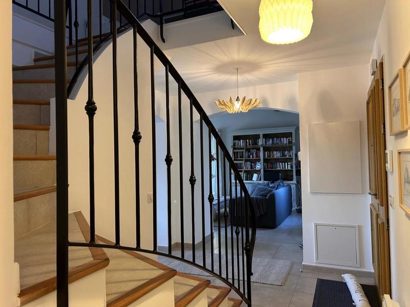 Maison - 174 m² - 5 pièces