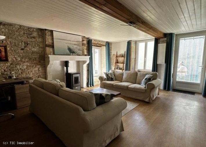 Maison - 137 m² - 4 pièces