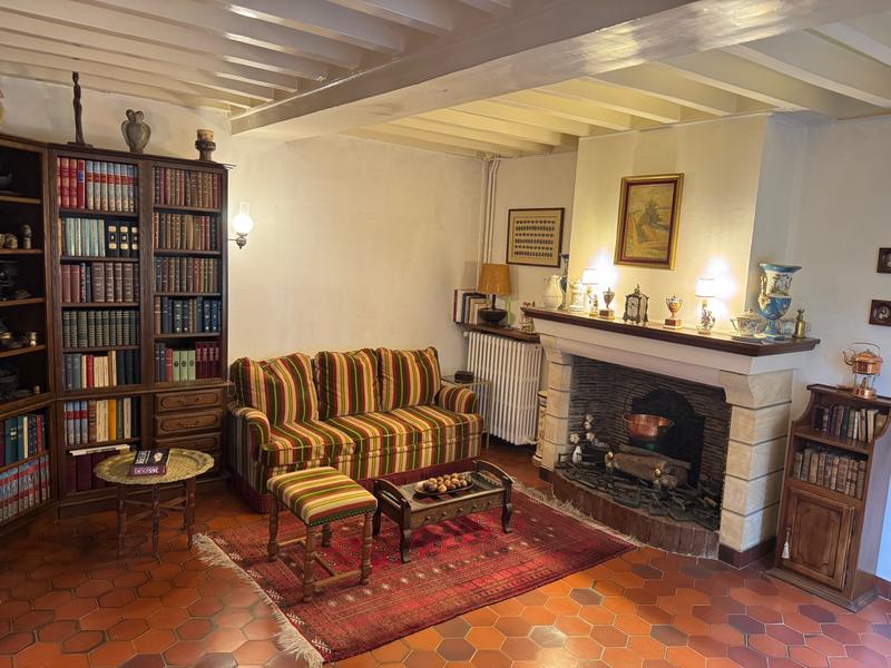 Maison ancienne - 303 m² - 8 pièces