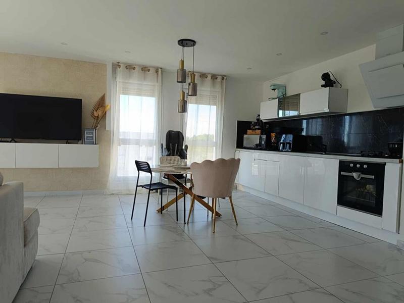 Appartement - 70 m² - 3 pièces