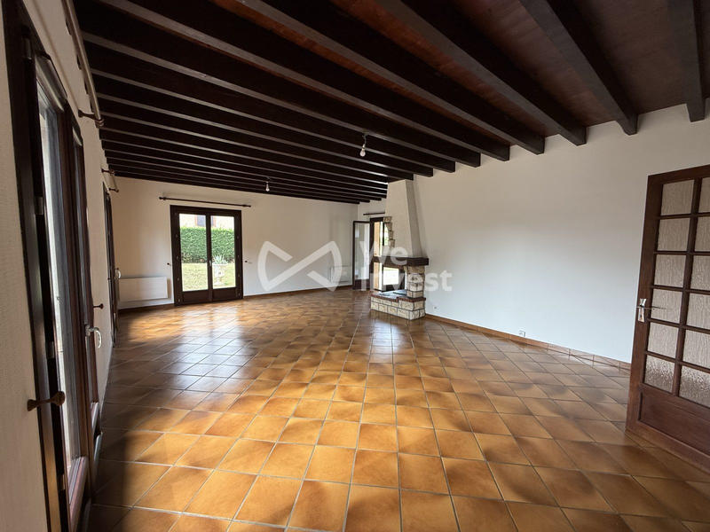 Maison traditionnelle - 140 m² - 5 pièces